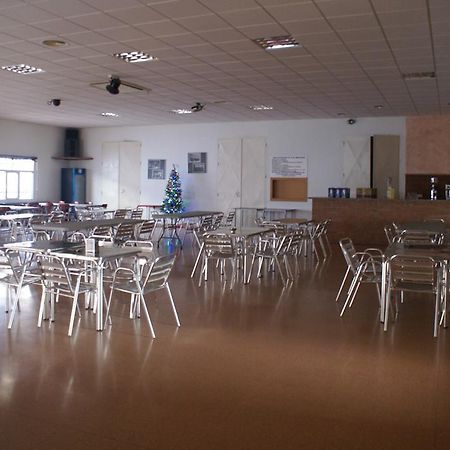 Hostal Velasco Valdelacalzada 外观 照片